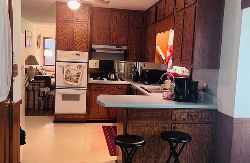 Lilburn House | Charming 3-bedroom house with AC, WiFi in lovely Lilburn