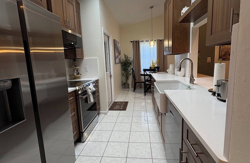 Sebring House | Charming 3-bedroom house with WiFi and AC in Sebring