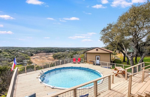 Burnet House | Charming 3-bedroom house in Burnet, TX on Lake Buchanan with WiFi, AC