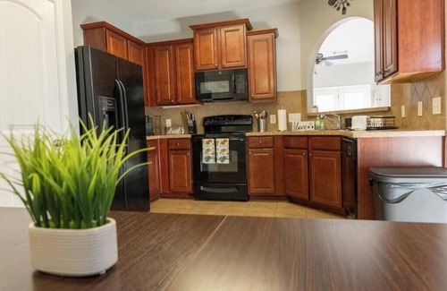 Byron House | Charming 3-bedroom house in small-town Byron with WiFi, AC, and patio seating.