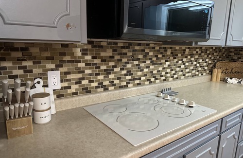 Cocoa House | Charming 3-bedroom house in delightful Cocoa with AC