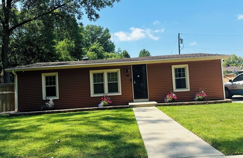 Hammond House | Charming 3-bedroom house in nice Hammond with WiFi,