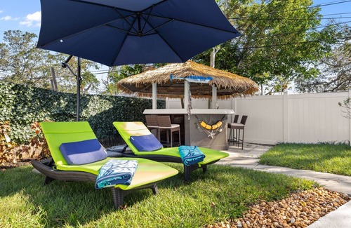 Largo House | Charming 3-bedroom house with heated pool