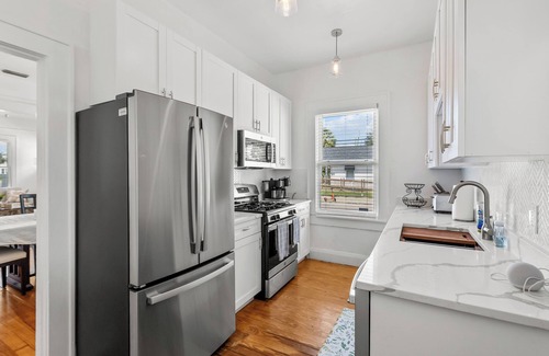 Courier City - Oscawana House | Charming 3-bedroom house in South Tampa with Hot Tub