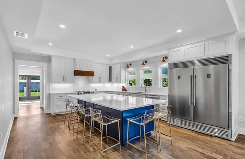 Wood County House | Charming 3-bedroom modern farmhouse close to Lake Fork.
