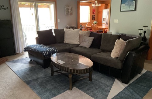 Lawrence House | Charming 3-bedroom Spacious, Quiet, Comfortable Home