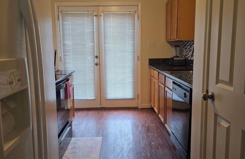 Brandermill House | Charming 3-bedroom townhome in Midlothian with WiFi, TV and AC