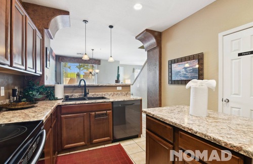 Anthem East Side House | Charming 3-bedroom townhome in foothills of Daisy Mountain in beautiful Anthem