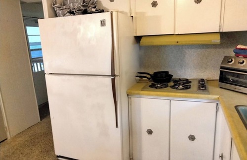 Angola House | Charming 3-bedroom Trailer with WiFi, AC in lovely Angola