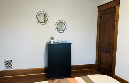 Racine House | Charming 3-bedroom home: 3 minutes from Geneva College!