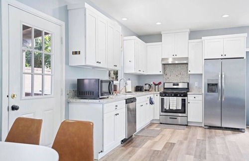 Garden Grove House | Charming 3-bedrooms house close to Disneyland