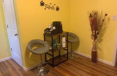 Midwest City House | Charming 3-bedroom house in fabulous Midwest City with WiFi, AC