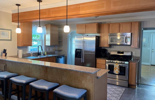 Richfield House | Charming 3-bedroom house close to Mall of America and downtown Twin Cities