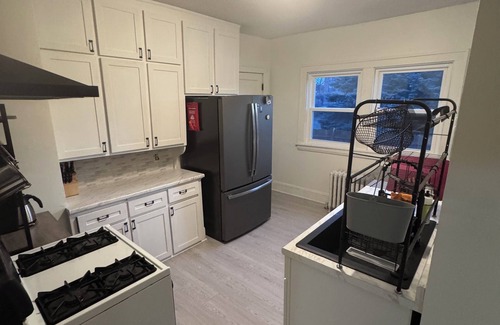 Northeast Minneapolis Arts District House | Charming 3-bedroom with great WiFi in fantastic NE Arts District Location