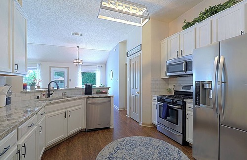 Pflugerville House | Charming 3 bedrooms with Private Pool in wonderful Pflugerville