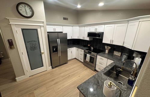 Chandler Heights Citrus Other | Charming 3-bedroom remodeled farmhouse in welcoming Queen Creek with WiFi, AC,
