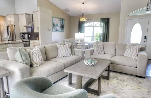 Long Meadow House | Charming 3-bedroom house with AC,WiFi and HEATED POOL in welcoming Rotonda West