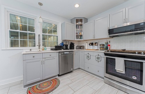 Westerville House | Charming 3-bedroom house with WiFi and AC in Pleasant Westerville