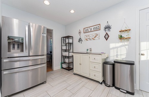 Westerville House | Charming 3-bedroom house with WiFi and AC in Pleasant Westerville