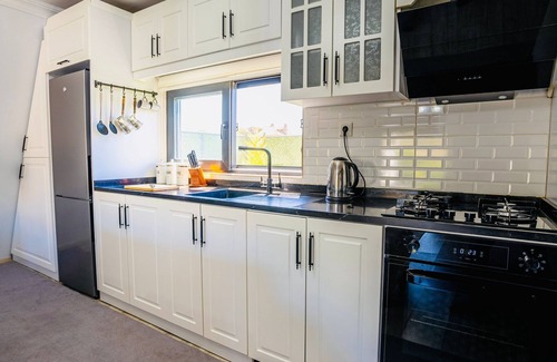 Marmaris Villa | Charming 3-bedroom villa with AC, WiFi near Marmaris