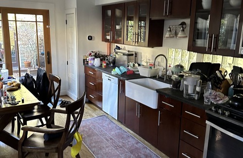 Piedmont Avenue House | Charming 3-bedroom villa house with ADU in Temescal Oakland with AC, WiFi