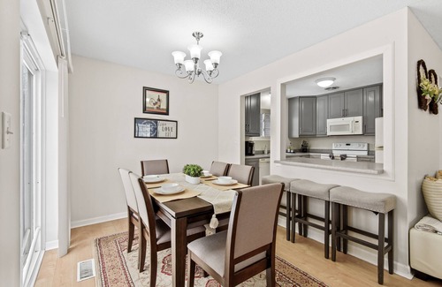 Payne - Phalen House | Charming 3 Beds/2 Baths Home- 2 miles to Lake Phalen