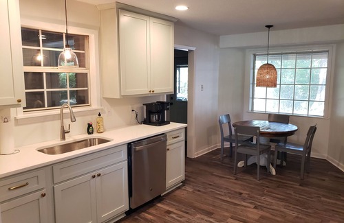 Pope House | Charming 3 BR house in Pope, 36 min to Ole Miss, 3 miles to Enid Lake boat ramps