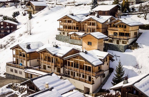 Les Gets Apartment | Charming 3* Triplex with Parking, WiFi, Near Village Center