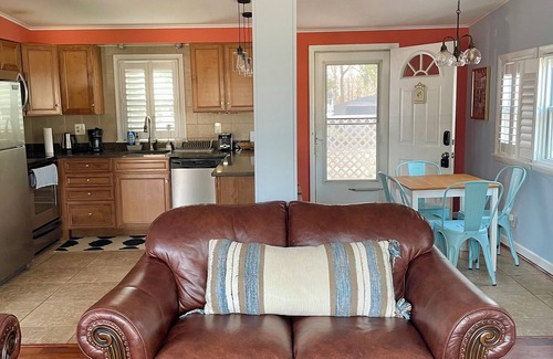 Riva House | Charming 3BDR Bungalow Near Annapolis​