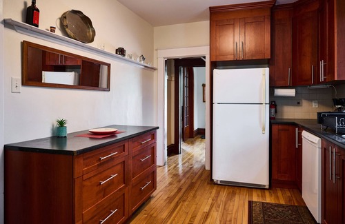 Civic Hospital - Experimental Farm - Central Park House | Charming 3bdrm Home in Centretown w Free Parking