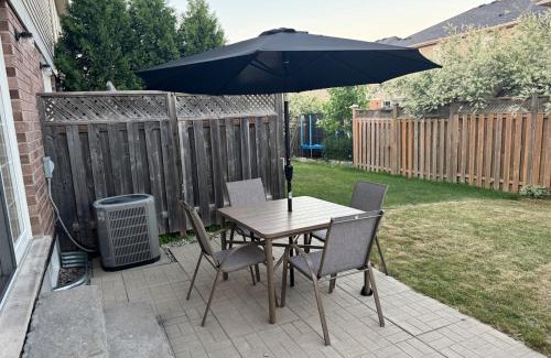 Grand River South House | Charming 3bedroom 3bath house