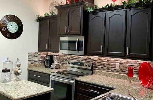 McAllen House | Charming 3BR/2BA Lux House - Perfect for Families