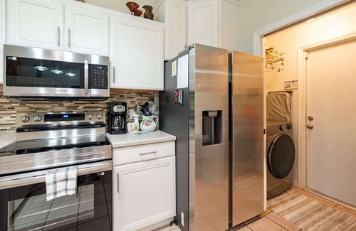 Melbourne House | Charming 3BR Home Near FIT & Downtown Melbourne