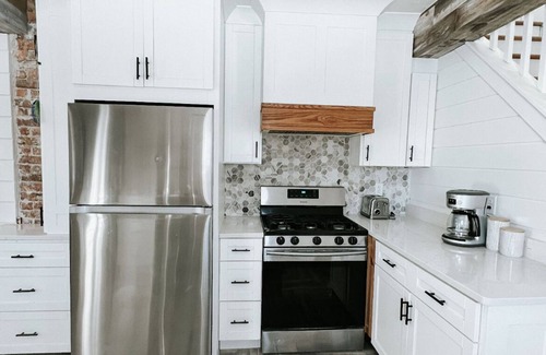 Ishpeming House | Charming 3BR Home. The Perfect Fall Escape Near Marquette, Waterfalls & Trails