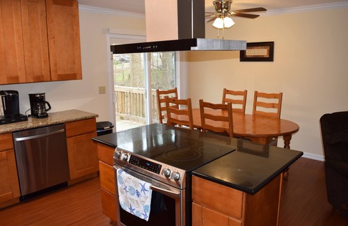 Chesapeake Beach House | Charming 4 Bdr 3 Bath Chesapeake Beach Home 2 king beds, a queen and bunk bed