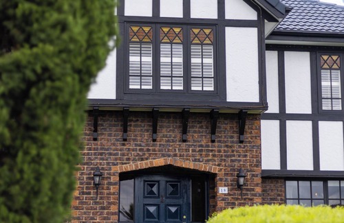 Eight Mile Plains House | Charming 4-bedroom house with WiFi and AC in serene Eight Mile Plains