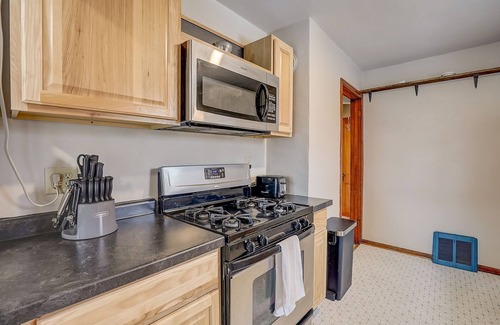 Lake Koshkonong House | Charming 4-bedroom bungalow in lovely Fort Atkinson near Lake