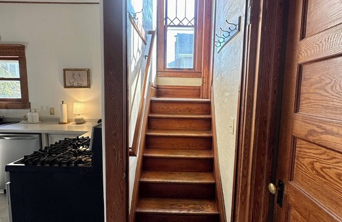 Viroqua House | Charming 4-bedroom 2.5 bathroom Queen Anne home in heart of Viroqua.