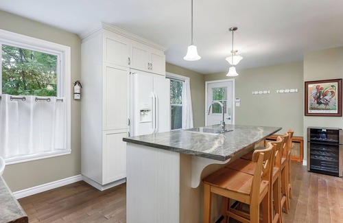 Lac-Brome Cottage | Charming 4-bedroom cottage nestled btw Sutton, Knowlton, Bromont and Cowansville