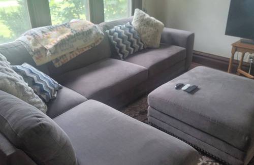 Rosemount Other | Charming 4-bedroom farmhouse in Rosemount with WiFi and AC