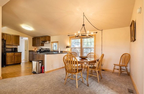 Cody House | Charming 4 bedroom guest house with great views