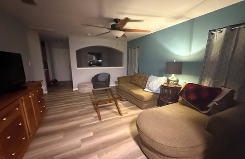 West San Antonio House | Charming 4-bedroom house with WiFi and AC in wonderful San Antonio