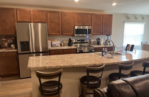 Riverview House | Charming 4-bedroom house with WiFi, AC in pleasant Riverview
