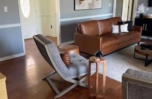 Decatur House | Charming 4-bedroom house with WiFi and AC in Decatur