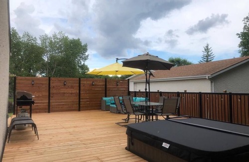 Pinawa House | Charming 4-bedroom house with WiFi and AC in beautiful Pinawa