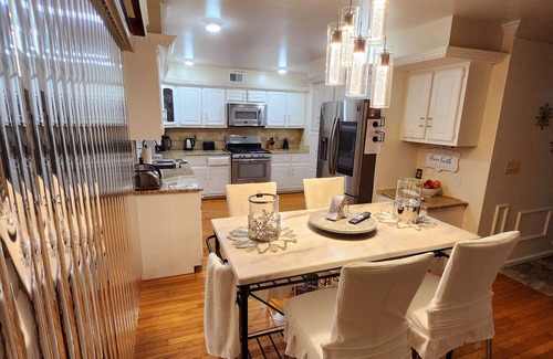 Rahway House | Charming 4-bedroom house with AC, WiFi in lovely Rahway