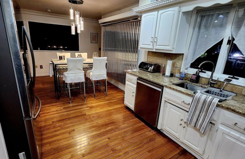 Rahway House | Charming 4-bedroom house with AC, WiFi in lovely Rahway