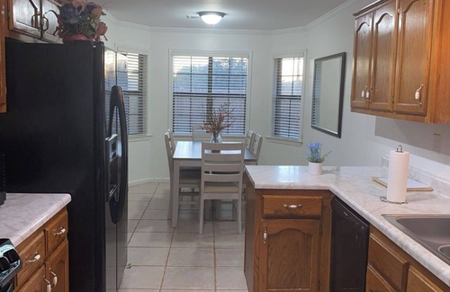 Olive Branch House | Charming 4-bedroom Home in Delightful Suburb of Olive Branch-Close Essentials.