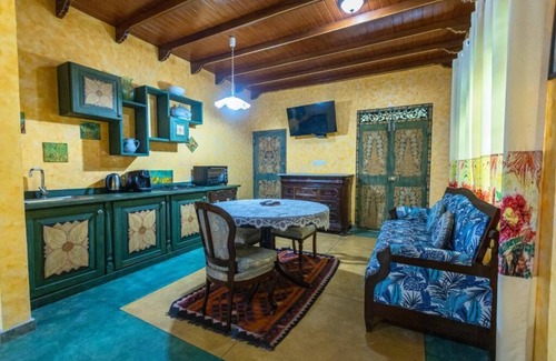 Balapitiya Villa | Charming 4-bedroom villa with WiFi, AC in serene Balapitiya
