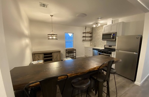 Long Branch House | Charming 4bedroom 2nd Floor Beach House - 1.5 blocks to the beach